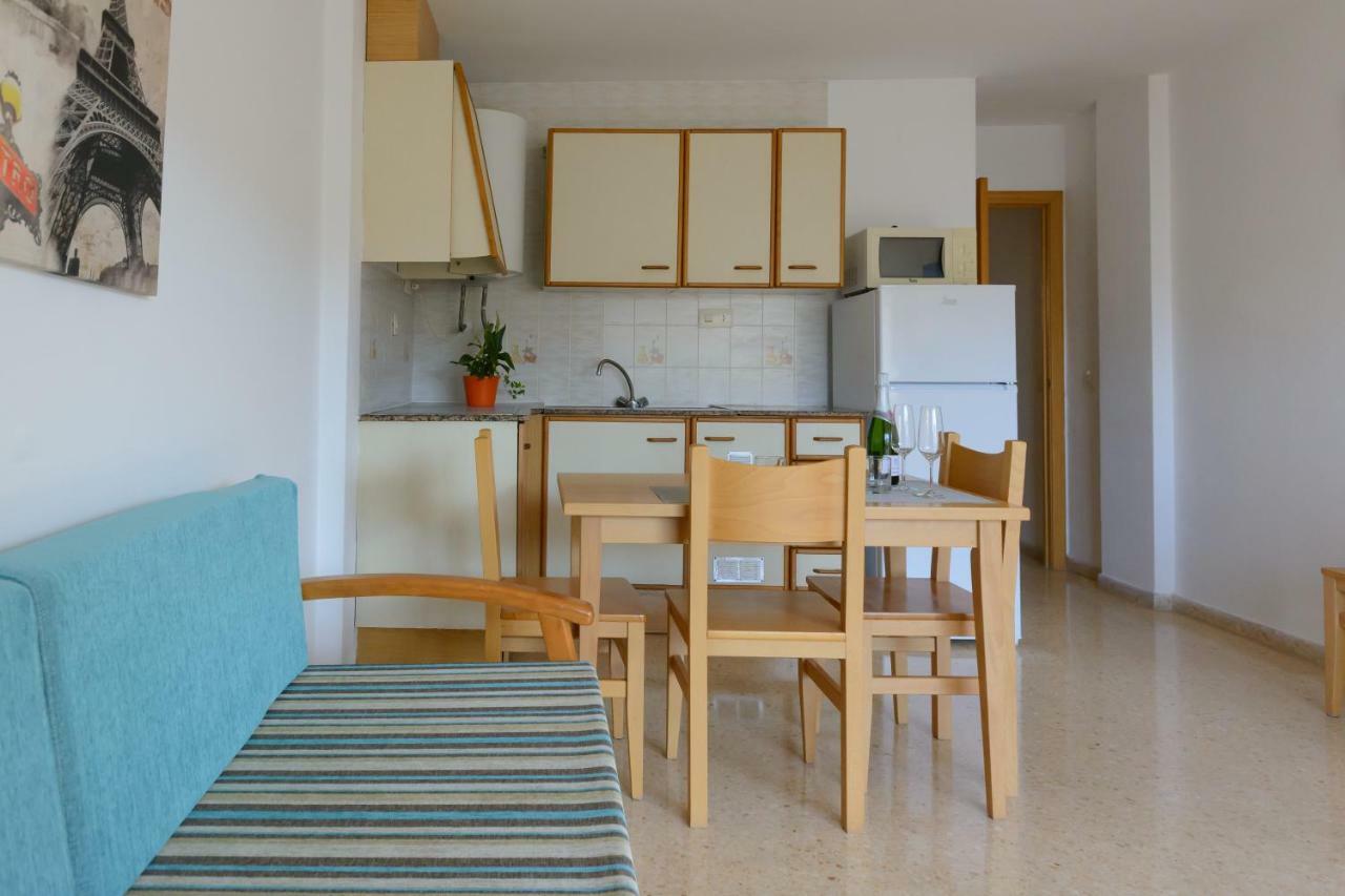 Zeus Sant Jordi Apartman Salou Kültér fotó