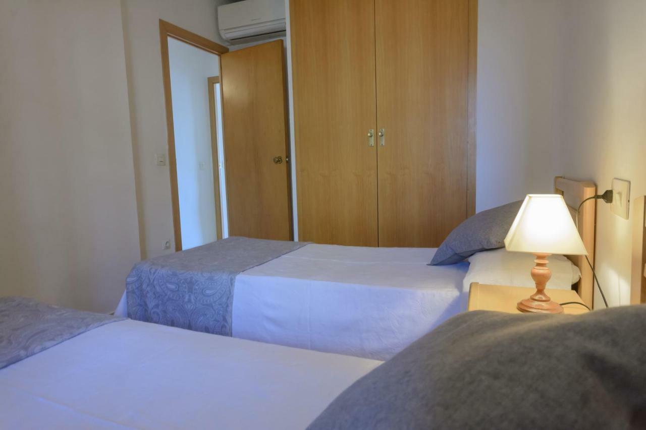 Zeus Sant Jordi Apartman Salou Kültér fotó